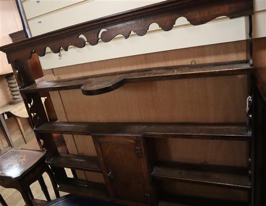 An 18th century oak plate rack W.122cm